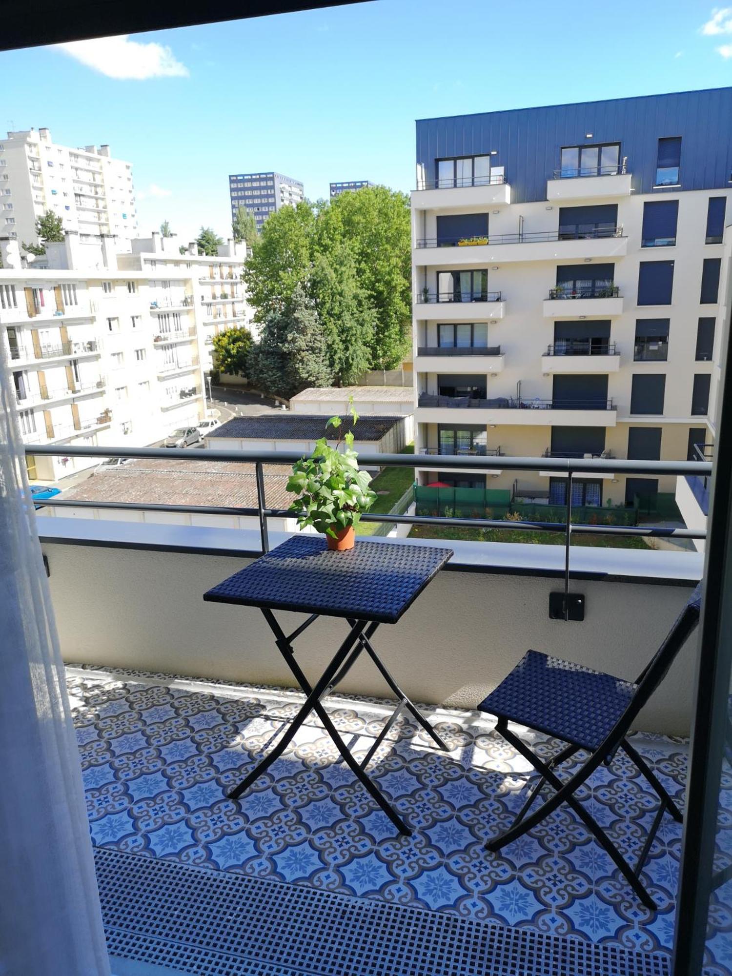 Superbe Appart Au Calme Entre Paris Et Disneyland Paris Rosny-sous-Bois Eksteriør billede
